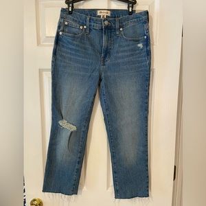 Madewell Petite Perfect Vintage Jean in Ainsdale Wash: Knee-Rip Edition